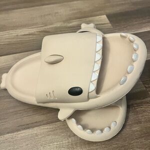 Beige Shark Slides
